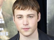 Emory Cohen #55345 picture (Landscape Medium)