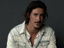 Eric Balfour