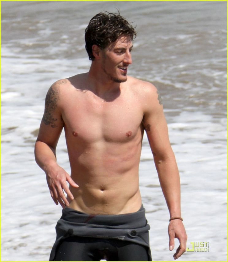 Eric Balfour