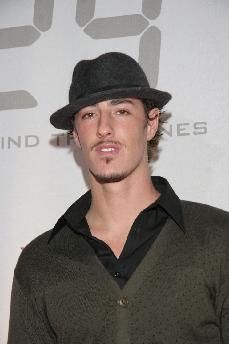 Eric Balfour