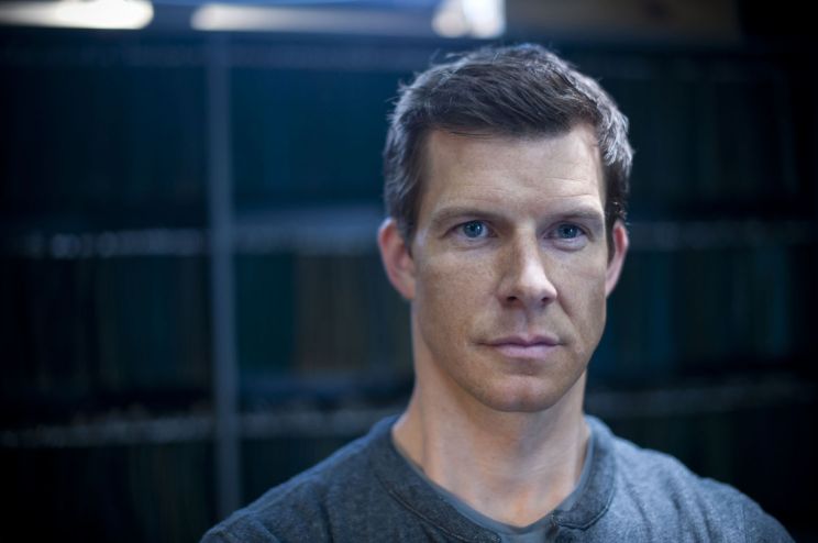 Eric Mabius