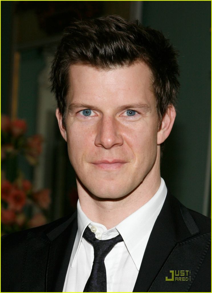 Eric Mabius