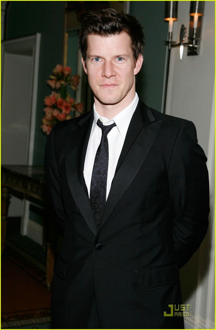 Eric Mabius