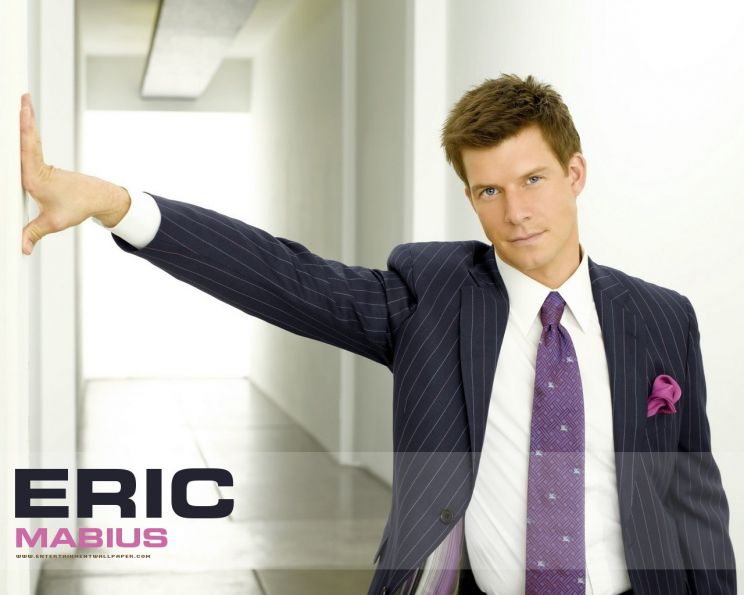 Eric Mabius