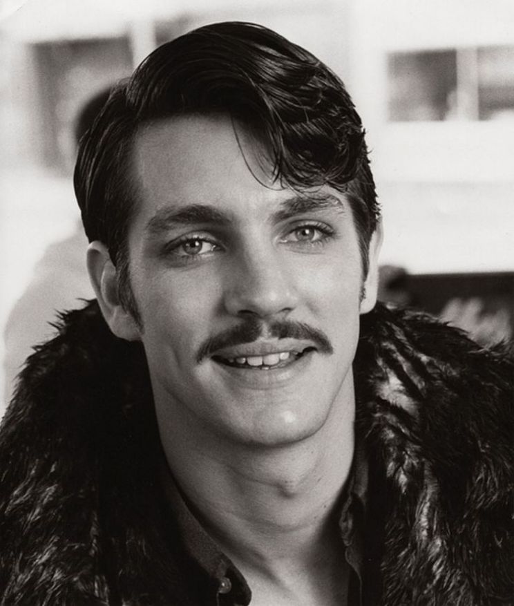 Eric Roberts