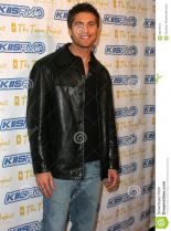 Eric Winter