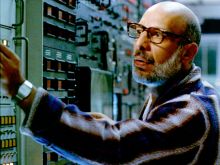 Erick Avari