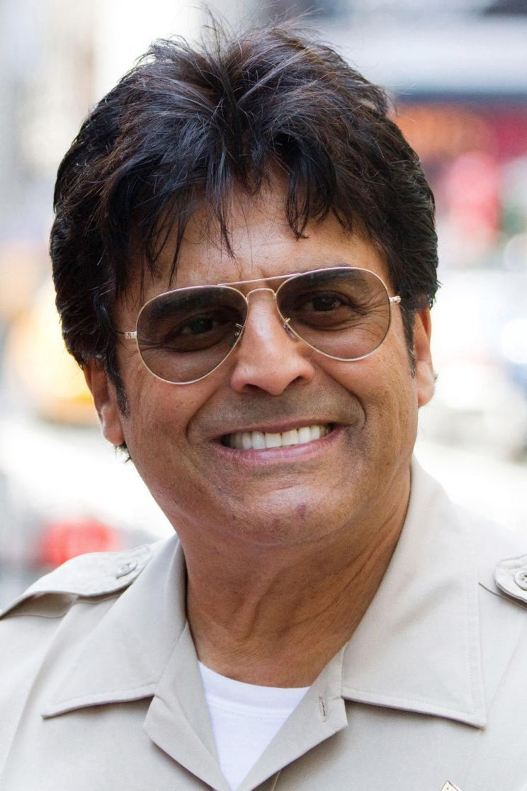 Erik Estrada