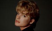 Erika Eleniak