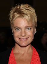 Erika Eleniak