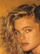 Erika Eleniak