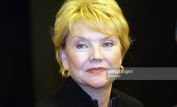 Erika Slezak