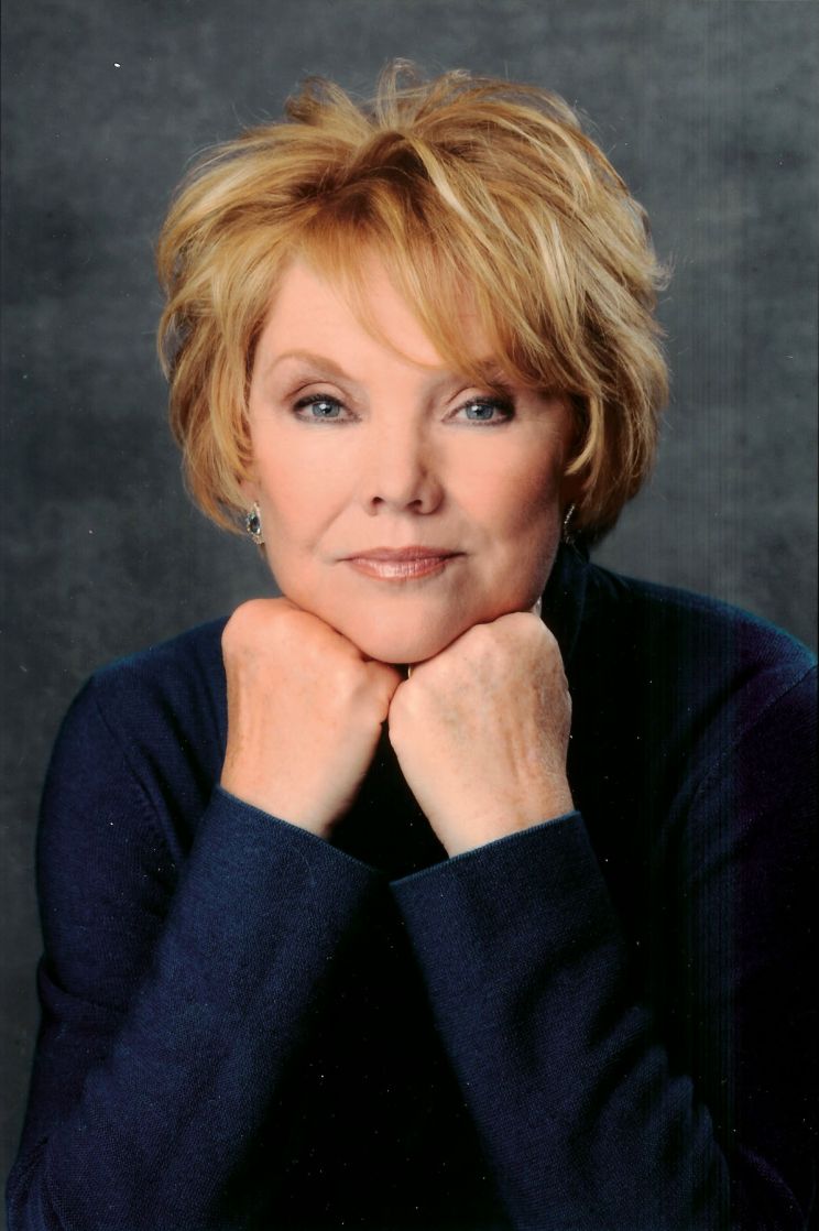 Erika Slezak