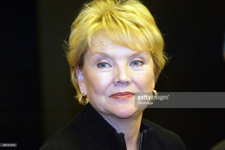 Erika Slezak