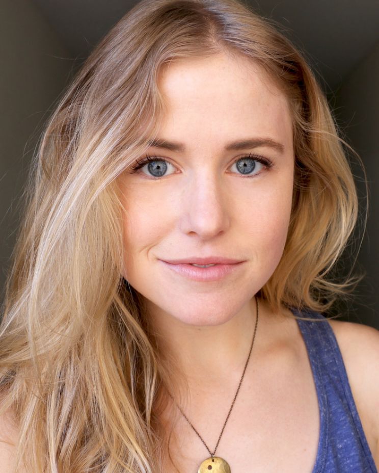 Erin Áine Smith