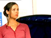 Erin Cahill photo
