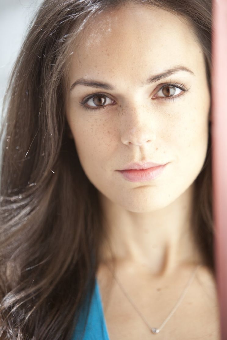 Erin Cahill