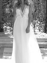 Erin Cole photo
