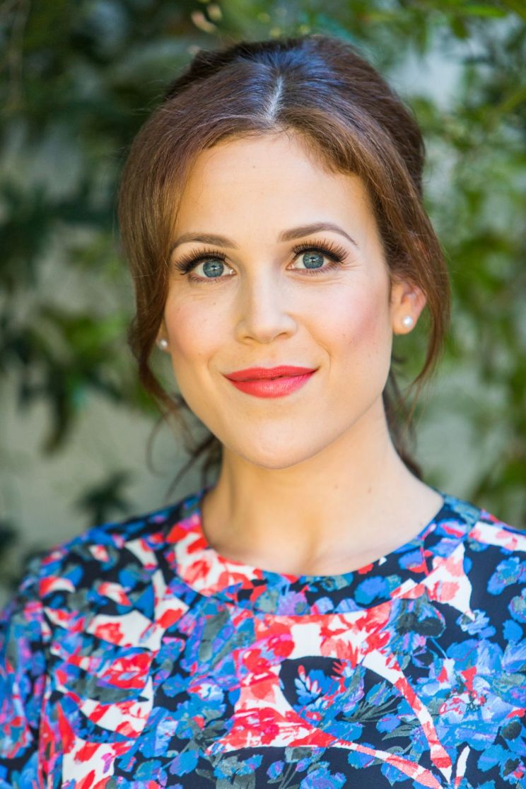 Erin Krakow