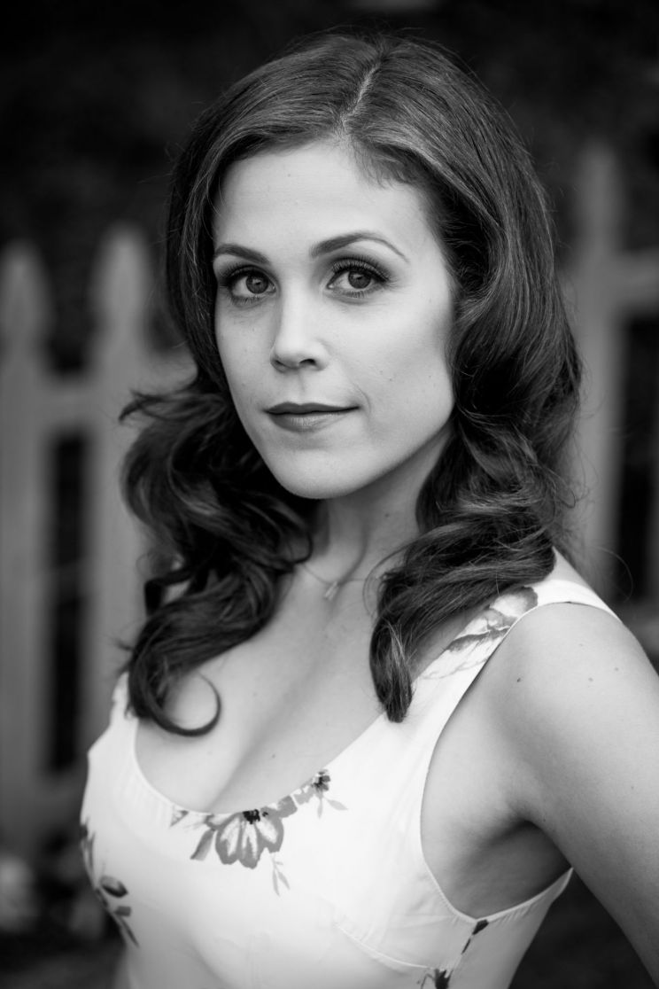 Erin Krakow