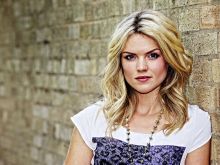 Erin Richards