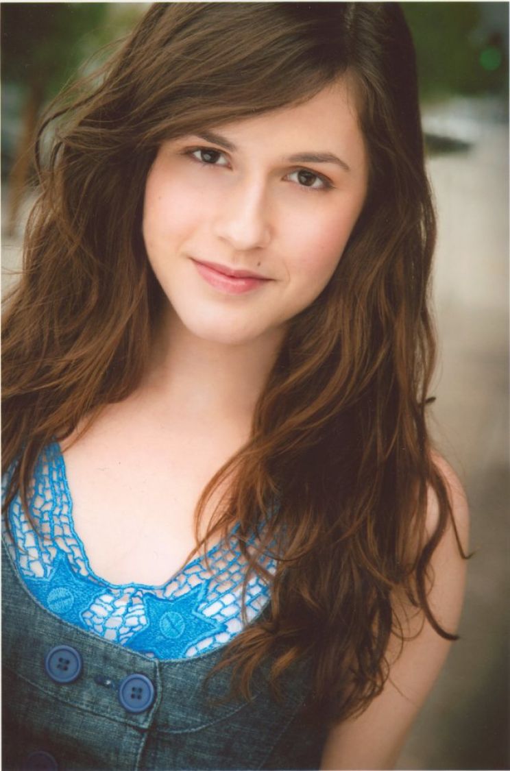 Erin Sanders