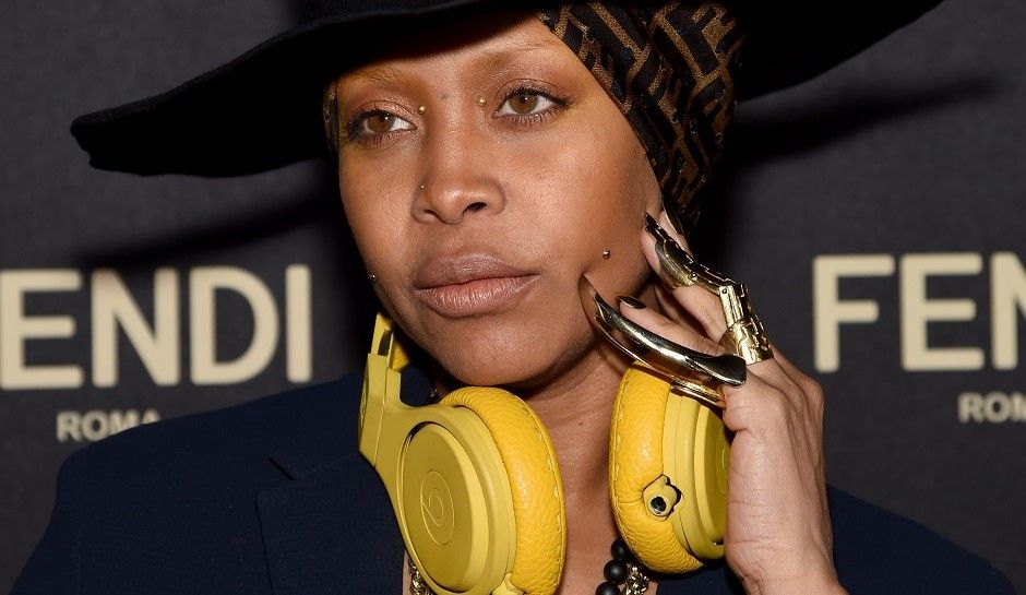 Pictures of Erykah Badu