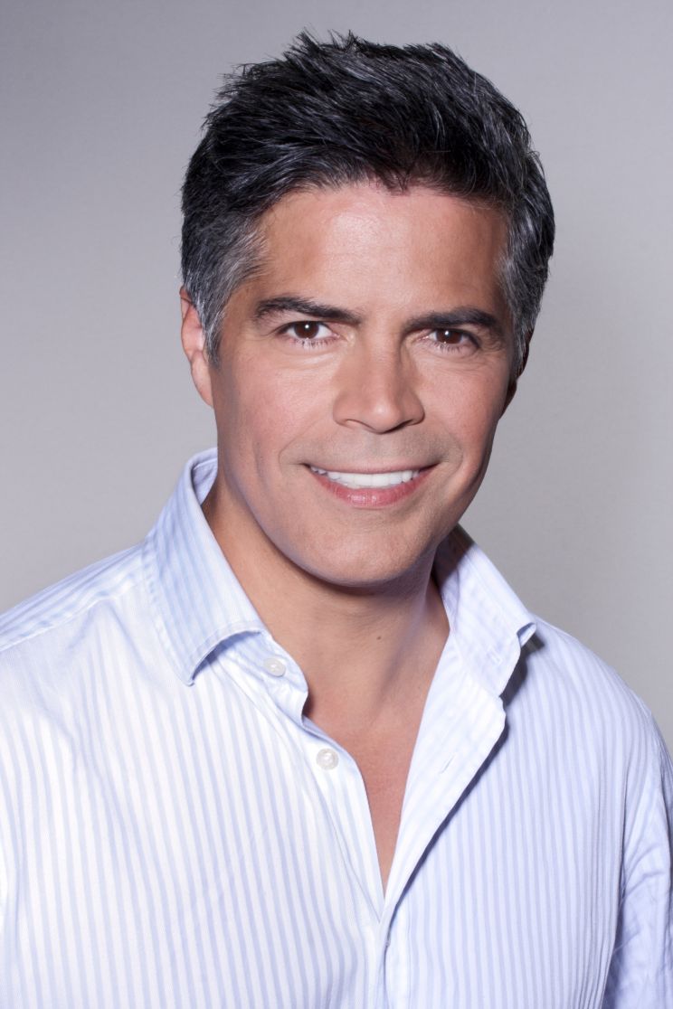 Esai Morales