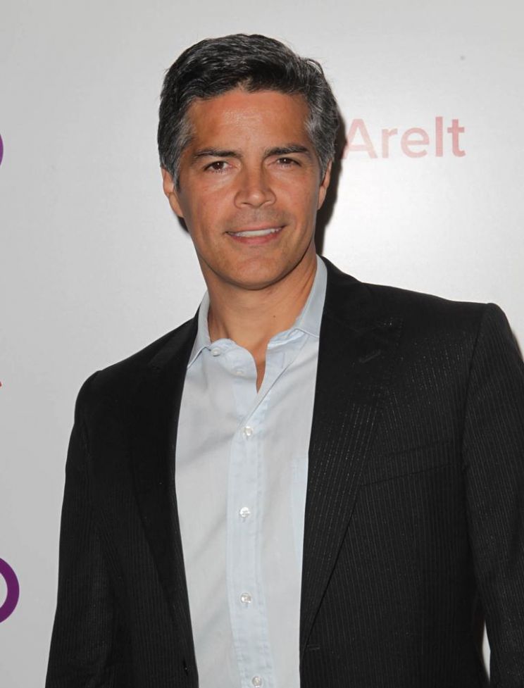 Esai Morales