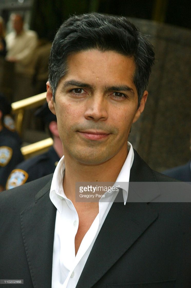 Esai Morales