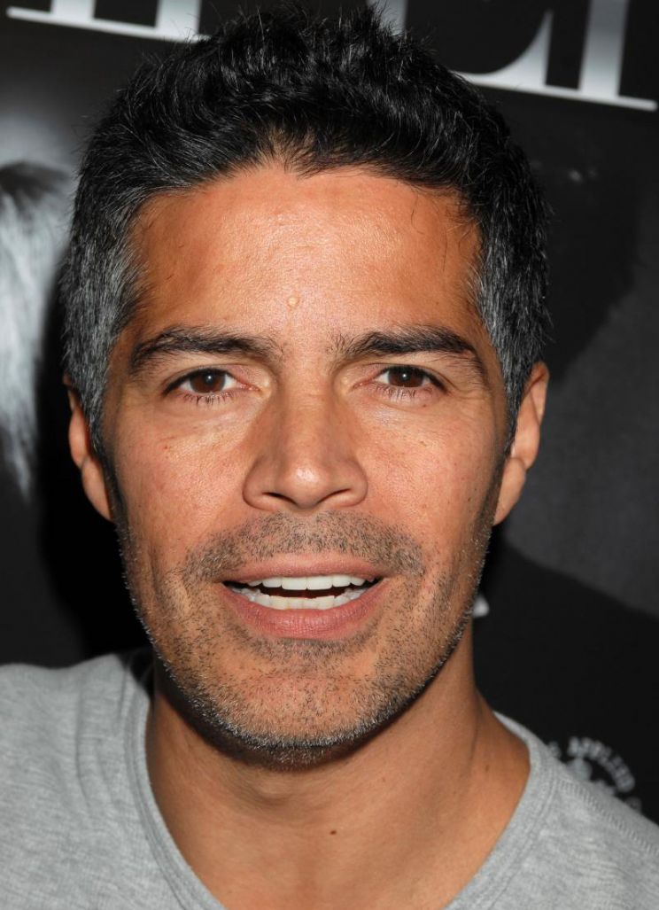 Esai Morales