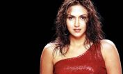 Esha Deol