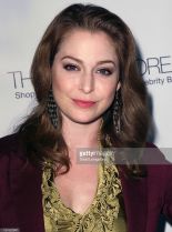 Esmé Bianco #105144 picture (Portrait Medium)
