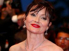 Essie Davis