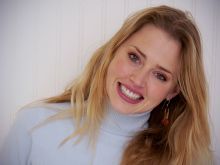 Estella Warren photo