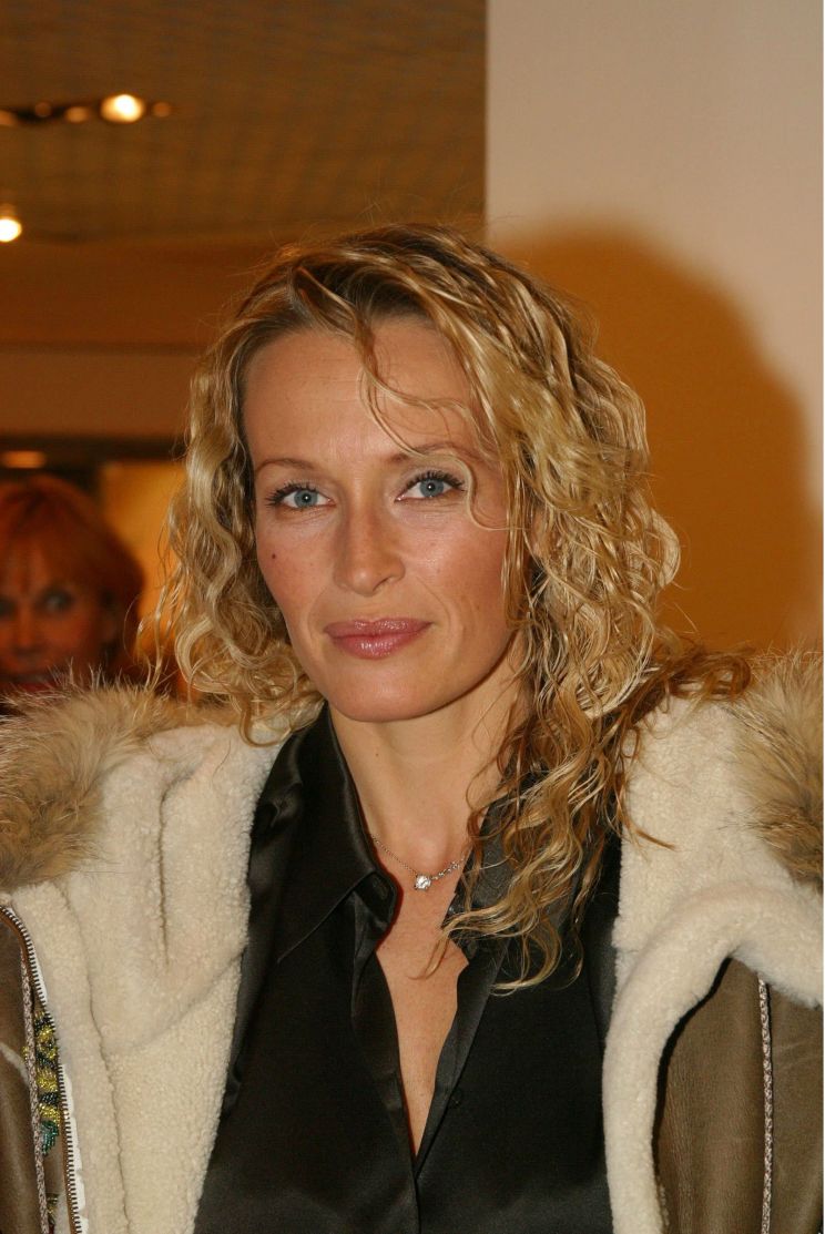 Estelle Lefébure