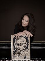 Estelle Taylor