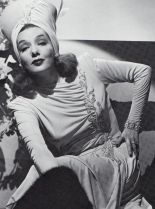 Estelle Taylor