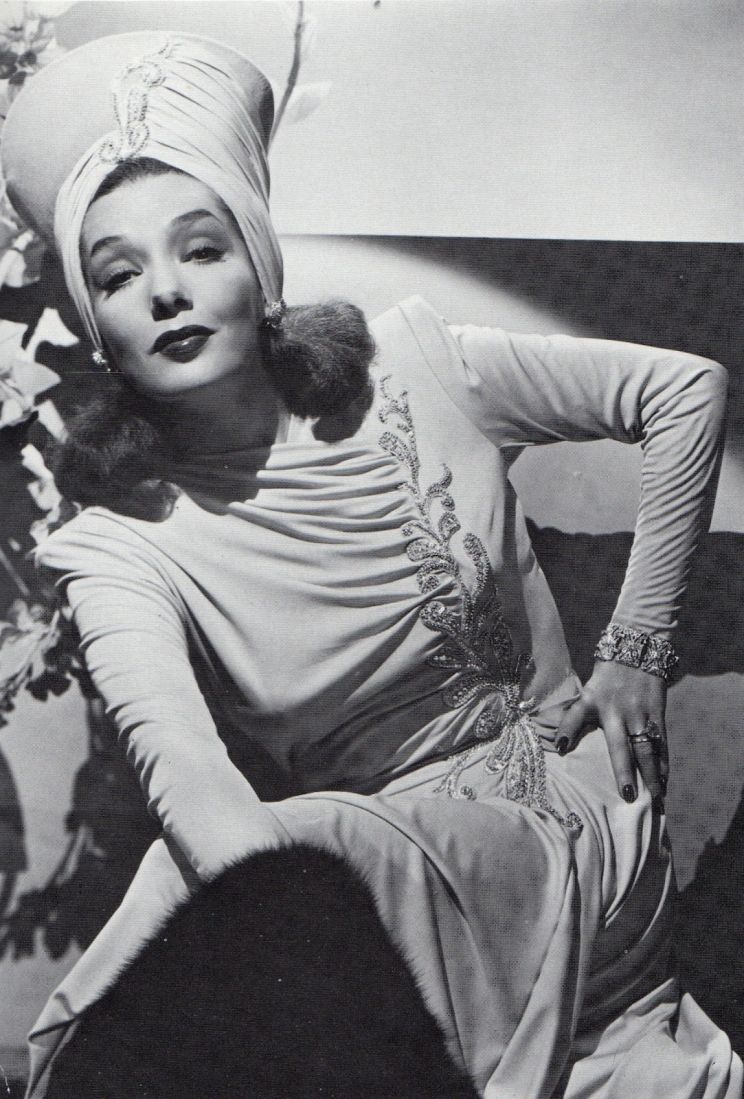 Estelle Taylor