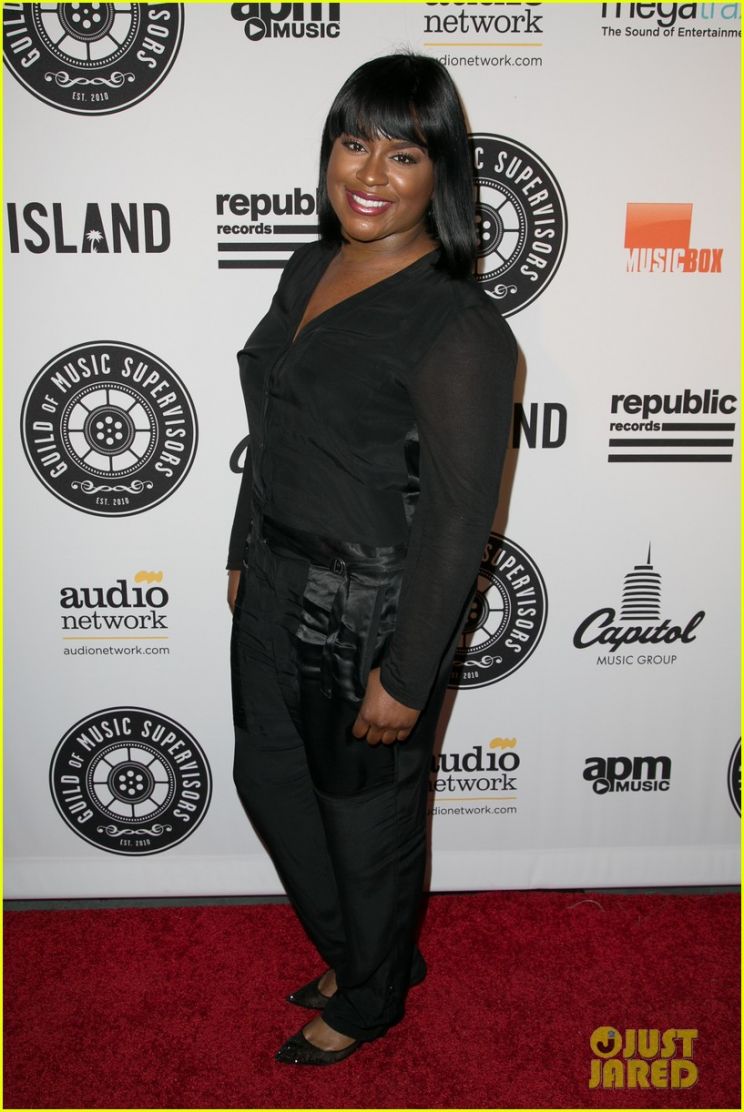 Ester Dean