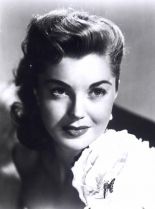Esther Williams #714990 picture (Portrait Medium)
