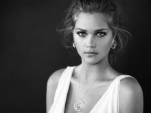 Esti Ginzburg