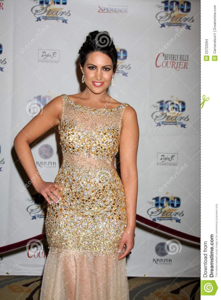 Estrella Nouri