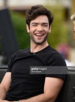 Ethan Peck #231054 picture (Portrait Medium)