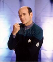 Ethan Phillips