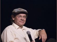 Ethan Phillips