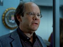 Ethan Phillips