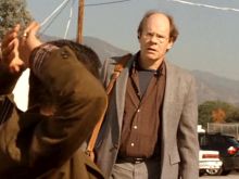 Ethan Phillips