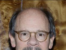 Ethan Phillips