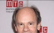 Ethan Phillips